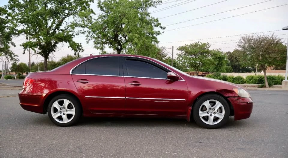 2006 Acura RL 2nd Gen - Image 2 of 3