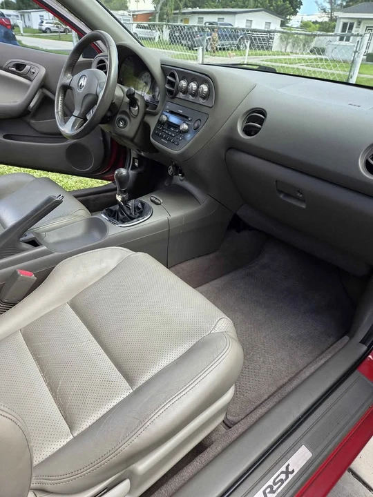 2006 Acura RSX - Image 11 of 15