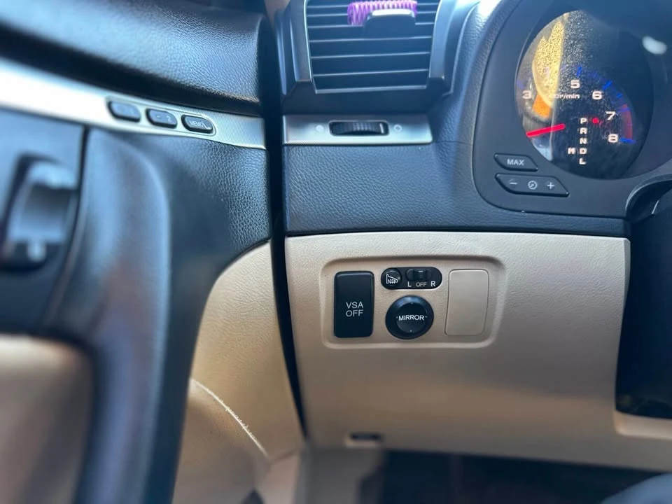 2006 Acura TL 3rd Gen - Image 8 of 19