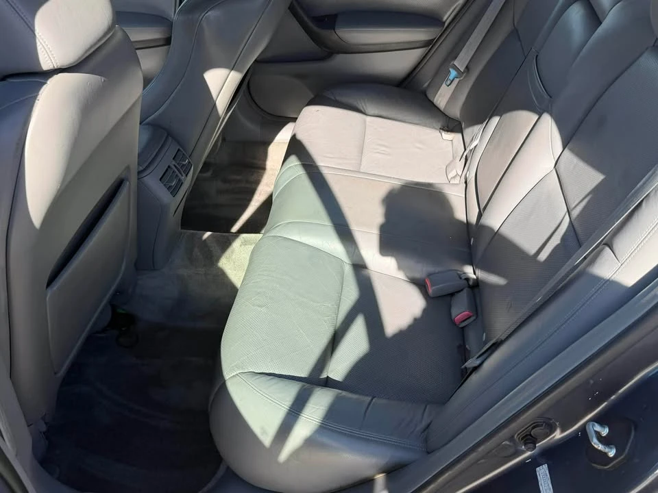 2006 Acura TL 3rd Gen - Image 10 of 15