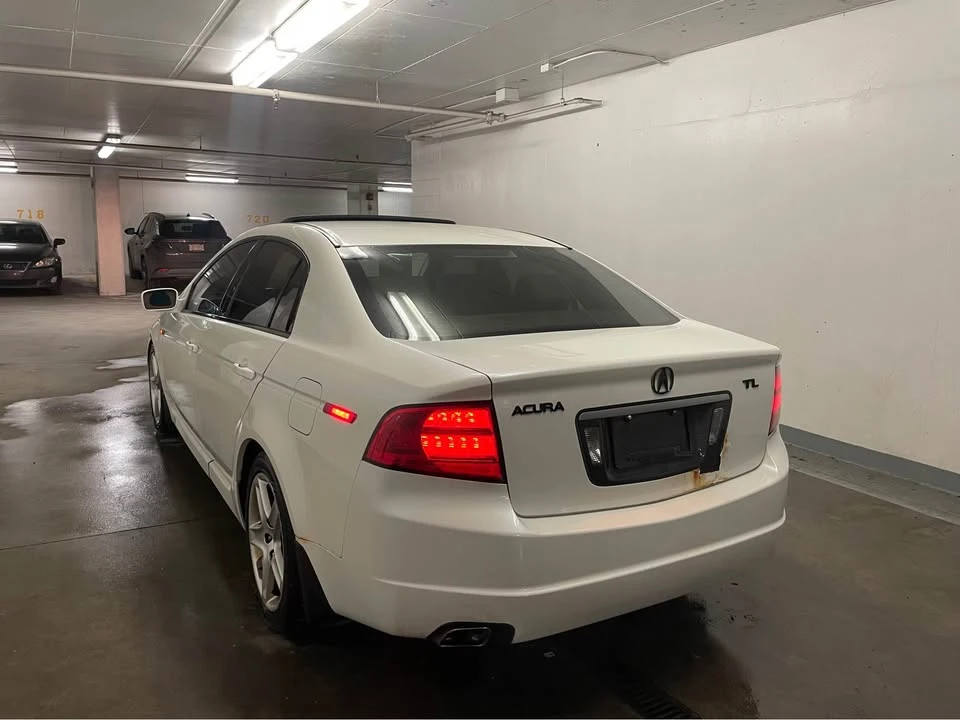 2006 Acura TL 3rd Gen - Image 7 of 13