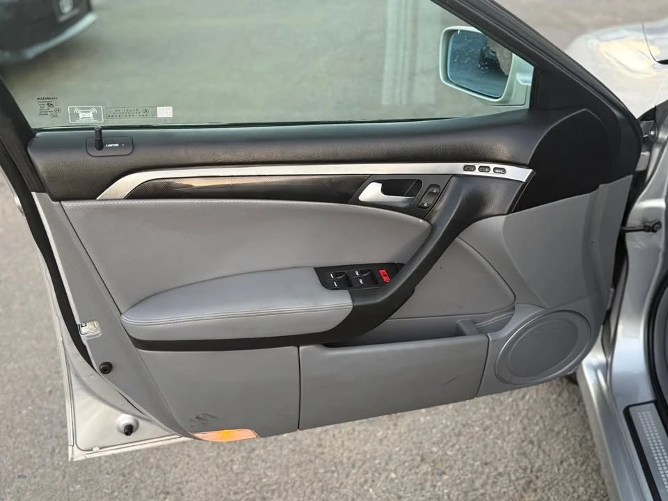 2006 Acura TL 3rd Gen - Image 10 of 18