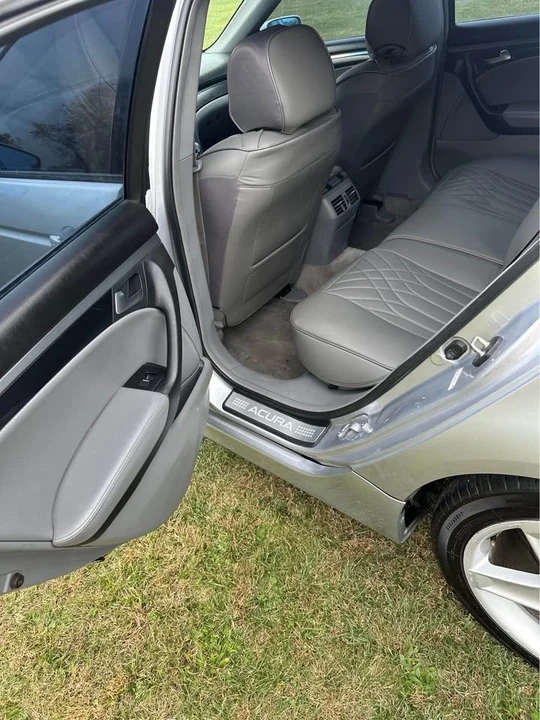 2006 Acura TL 3rd Gen - Image 10 of 11