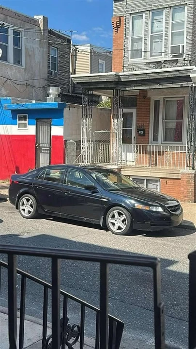 2006 Acura TL 3rd Gen - Image 3 of 3