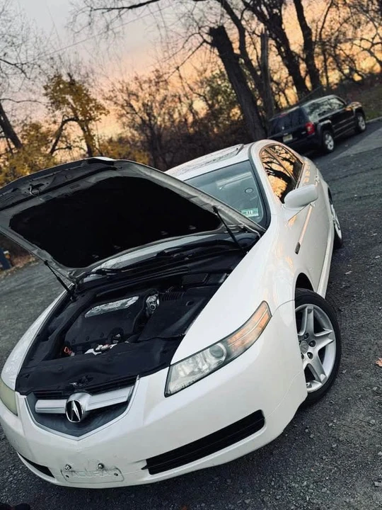 2006 Acura TL 3rd Gen - Image 11 of 16