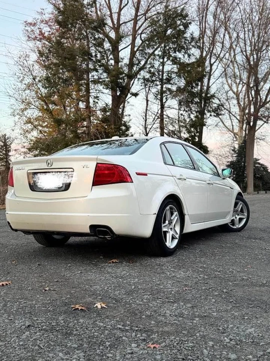 2006 Acura TL 3rd Gen - Image 9 of 16