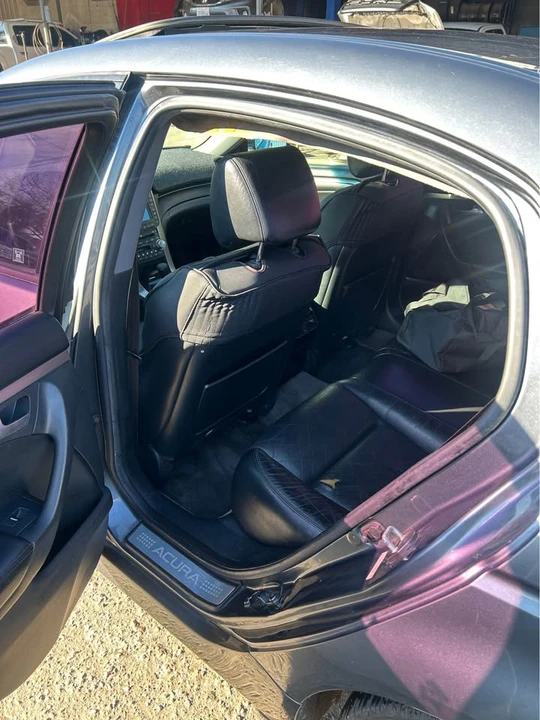2006 Acura TL 3rd Gen - Image 15 of 19