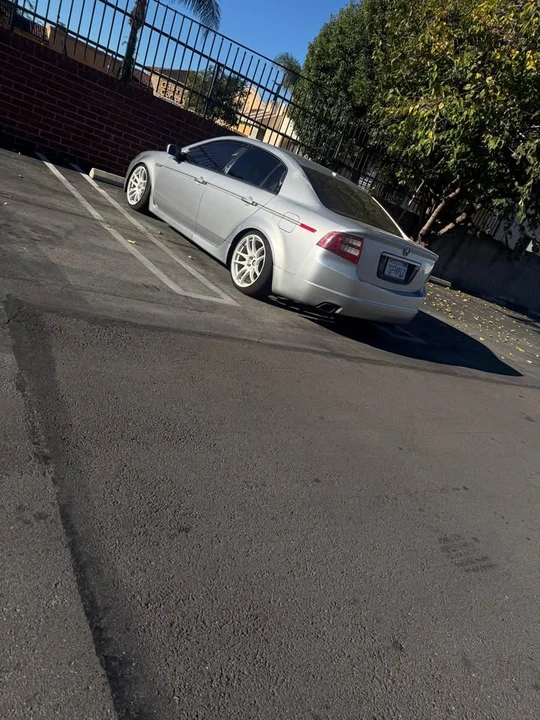 2006 Acura TL 3rd Gen - Image 2 of 3