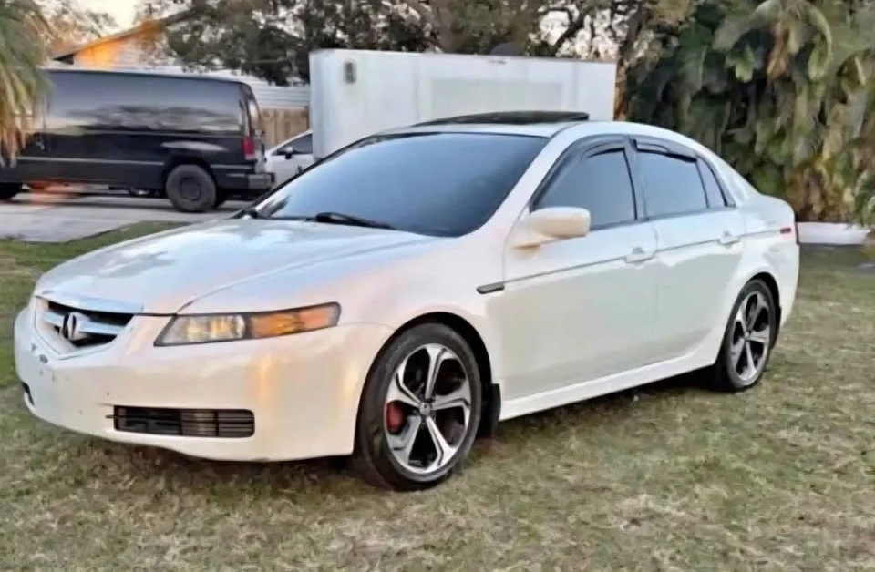 2006 Acura TL 3rd Gen - Image 2 of 2