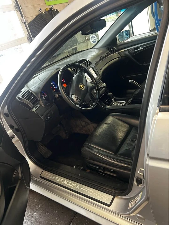 2006 Acura TL 3rd Gen - Image 15 of 20