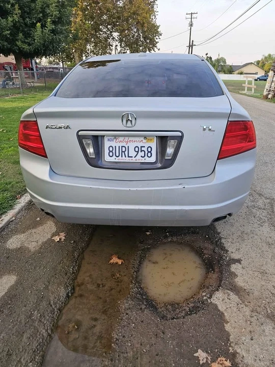 2006 Acura TL 3rd Gen - Image 8 of 9