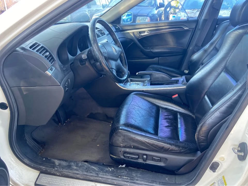 2006 Acura TLX - Image 10 of 11