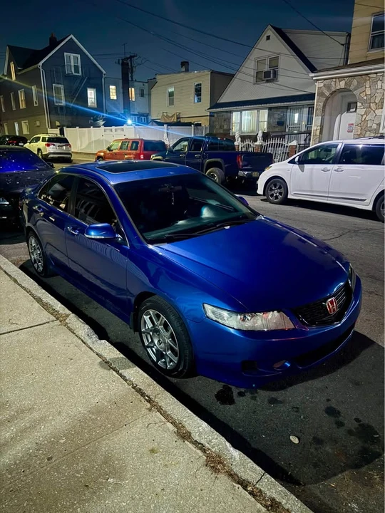 2006 Acura TSX 1st Gen - Image 2 of 10