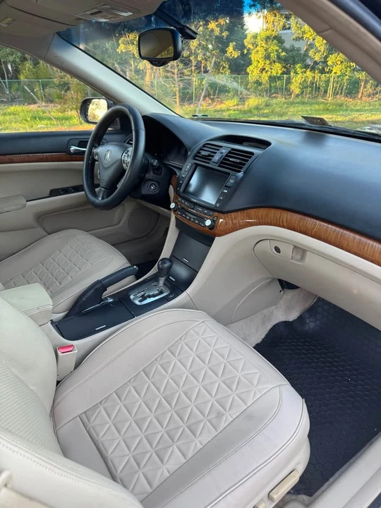 2006 Acura TSX 1st Gen - Image 9 of 17