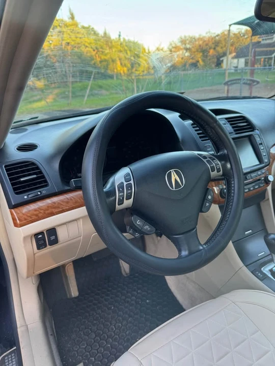 2006 Acura TSX 1st Gen - Image 13 of 17