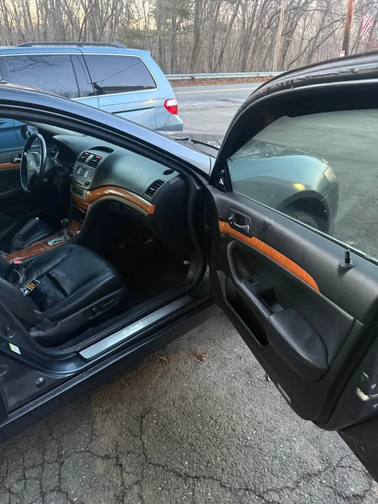 2006 Acura TSX 1st Gen - Image 9 of 13