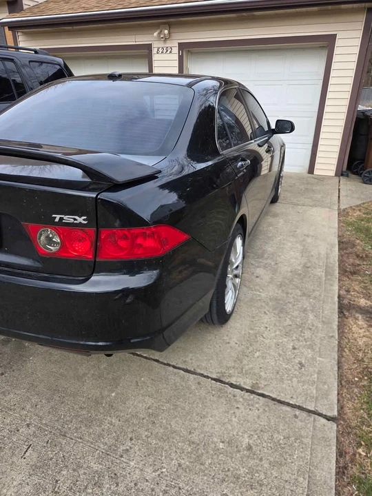 2006 Acura TSX 1st Gen - Image 2 of 10