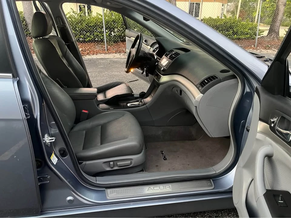 2006 Acura TSX 1st Gen - Image 14 of 17