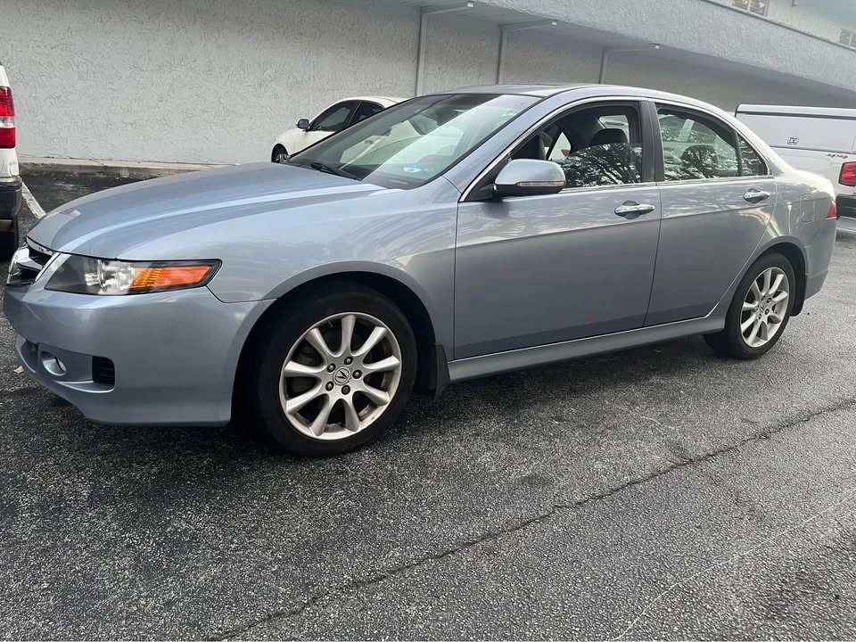 2006 Acura TSX 1st Gen - Image 2 of 17