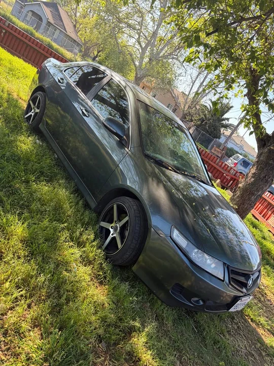 2006 Acura TSX 1st Gen - Image 2 of 5