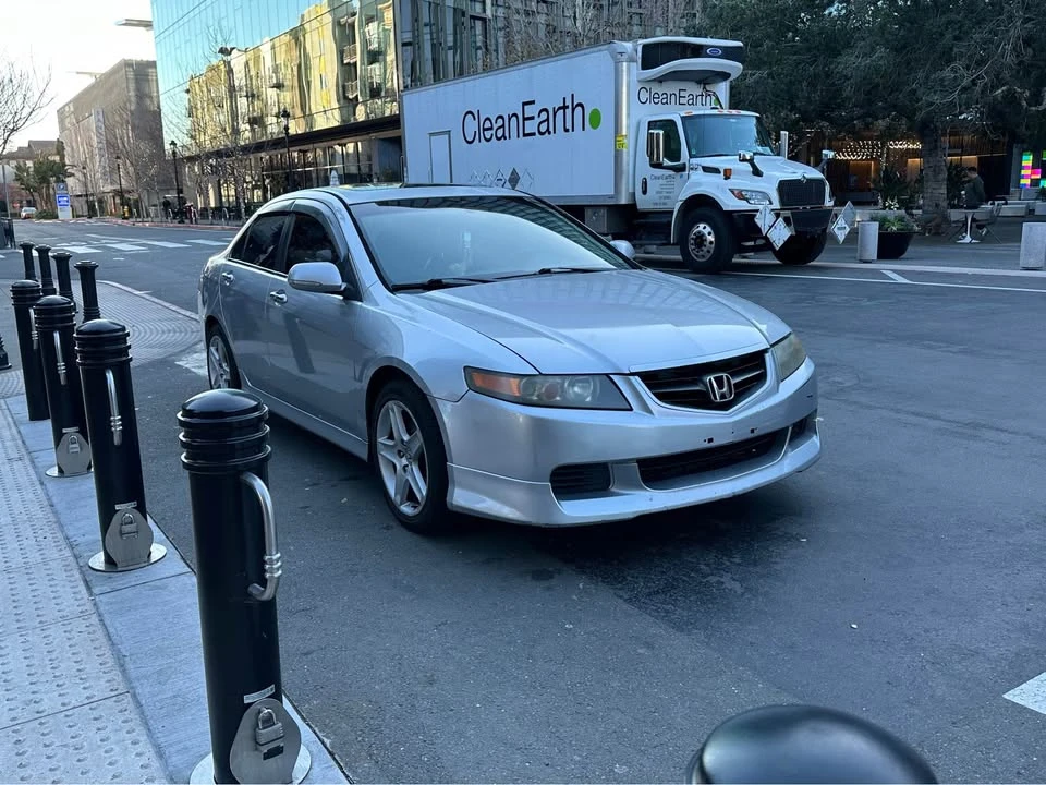 2006 Acura TSX 1st Gen - Image 2 of 6