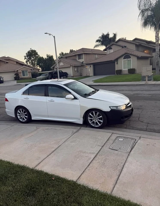 2006 Acura TSX 1st Gen - Image 2 of 4