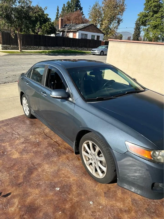 2006 Acura TSX 1st Gen - Image 2 of 11