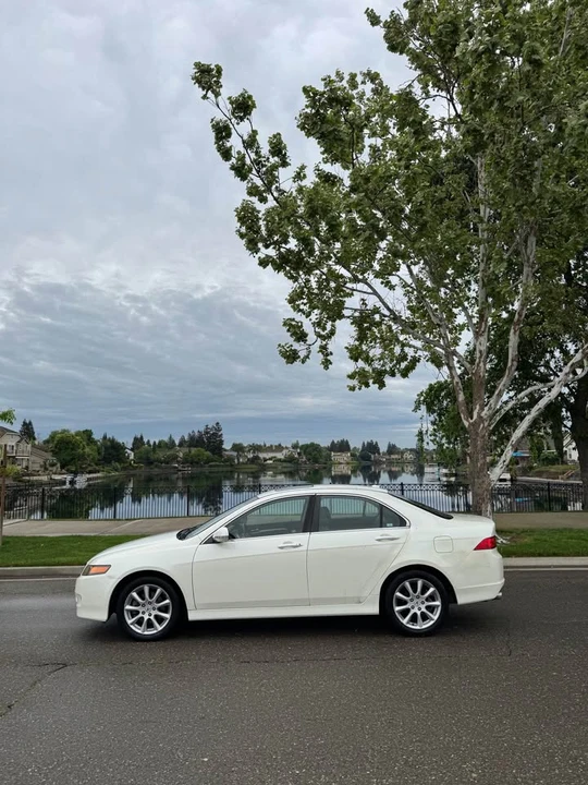 2006 Acura TSX 1st Gen - Image 2 of 8