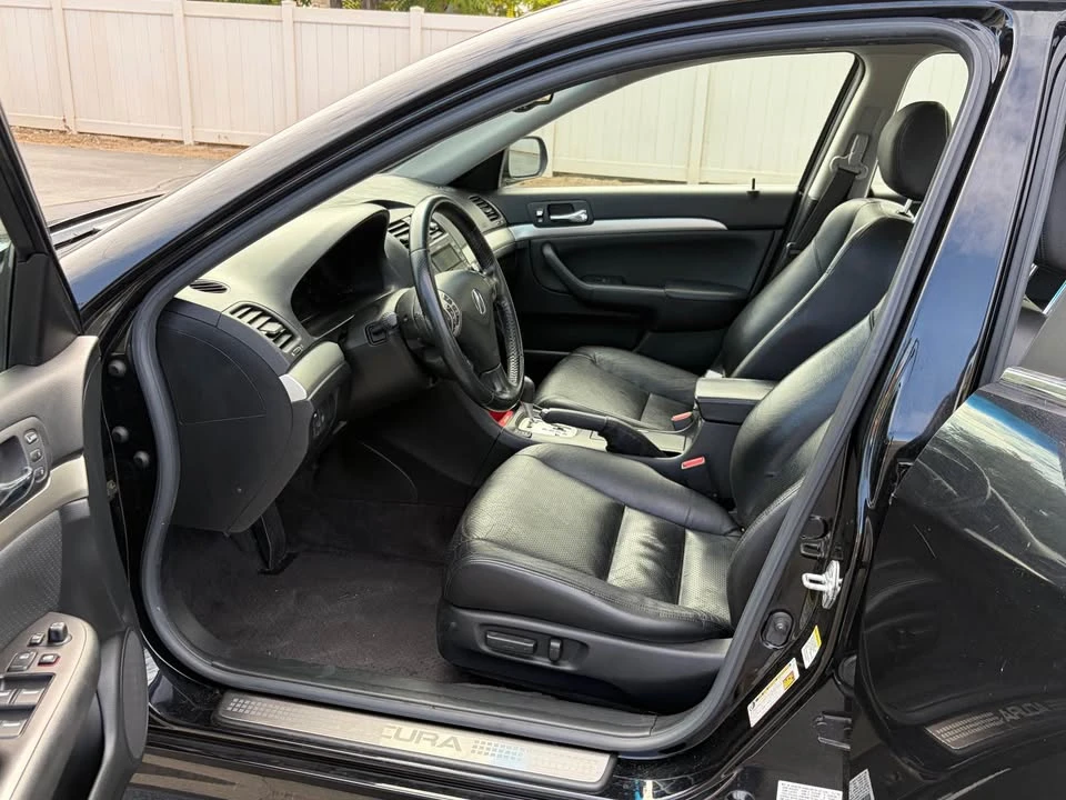 2006 Acura TSX 1st Gen - Image 9 of 12