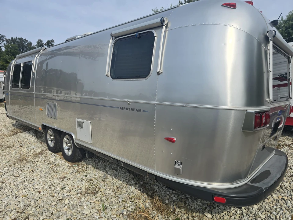 2006 Parts & Memorabilia Trailers - Image 5 of 31