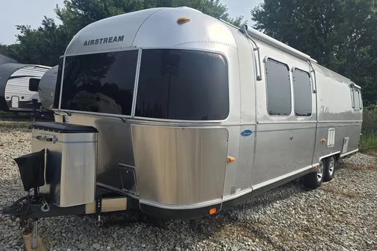 2006 Airstream Classic 30SO Travel Trailer