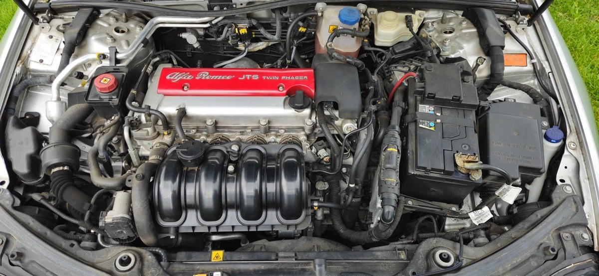 2006 Alfa Romeo - Image 6 of 30