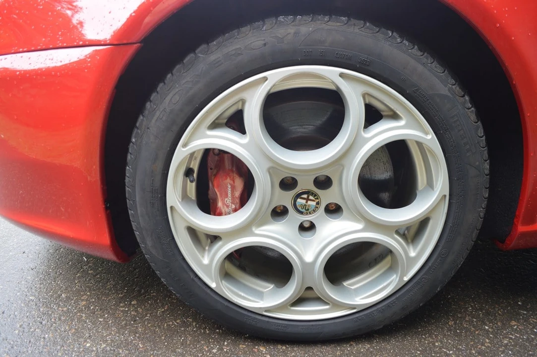 2006 Alfa Romeo GT - Image 9 of 30