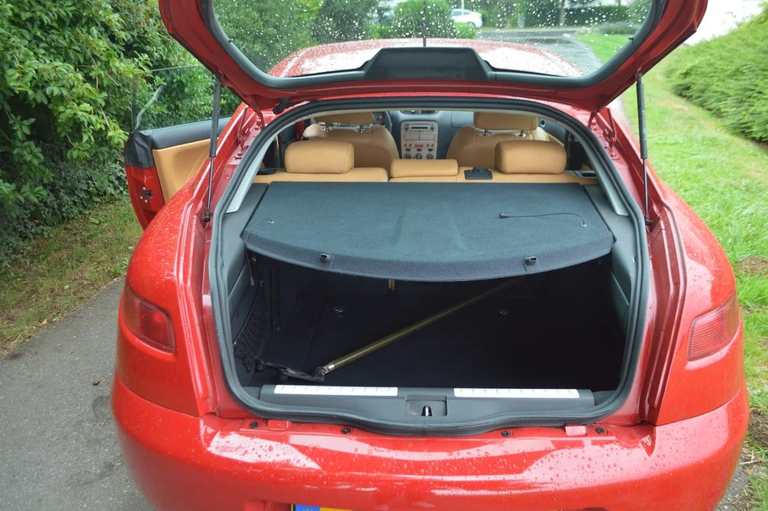 2006 Alfa Romeo GT - Image 29 of 30
