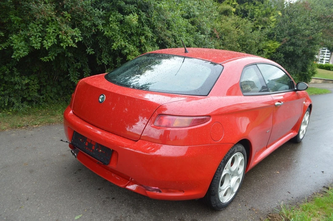 2006 Alfa Romeo GT - Image 5 of 30