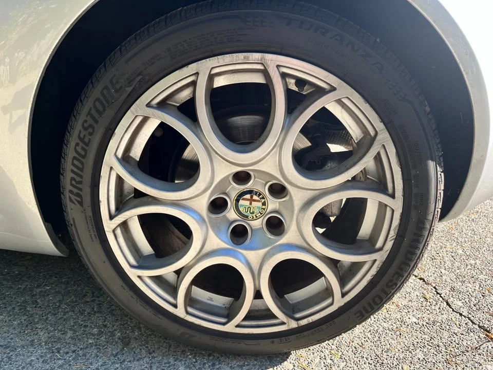 2006 Alfa Romeo GT - Image 14 of 15