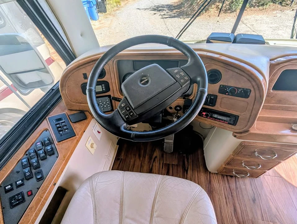 2006 Alfa Leisure RVs - Image 11 of 17