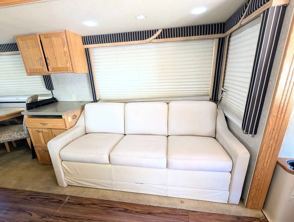 2006 Alfa Leisure RVs - Image 8 of 17