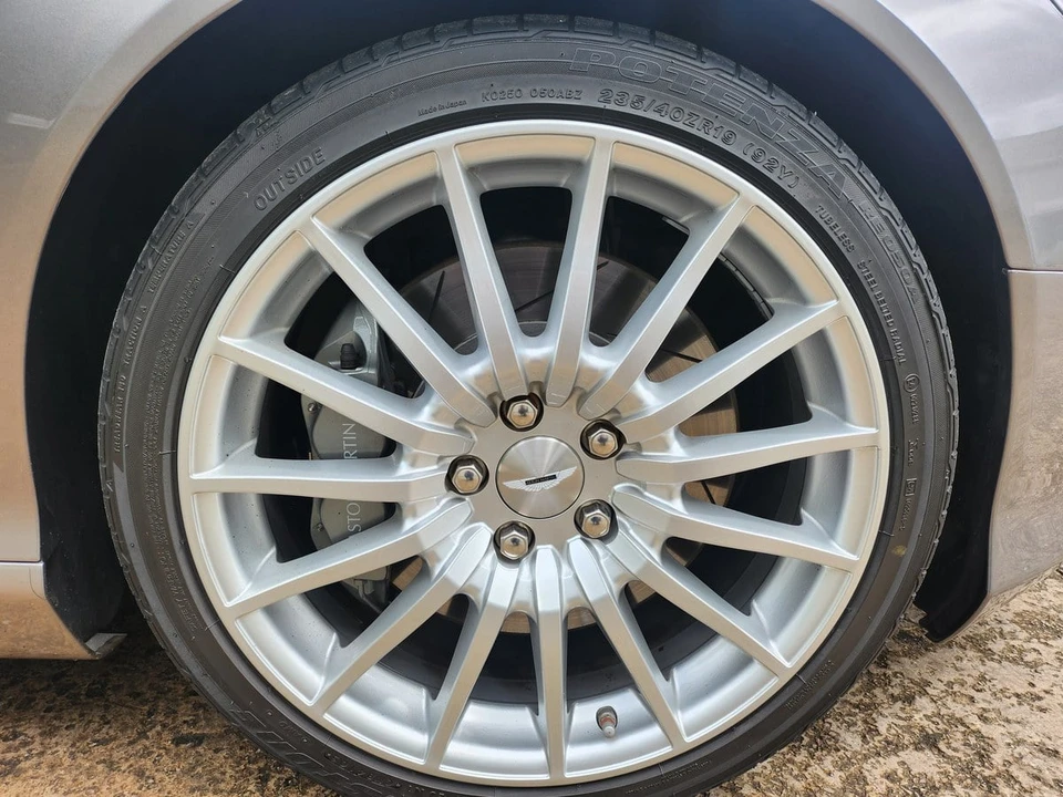 2006 Aston Martin DB9 - Image 13 of 30