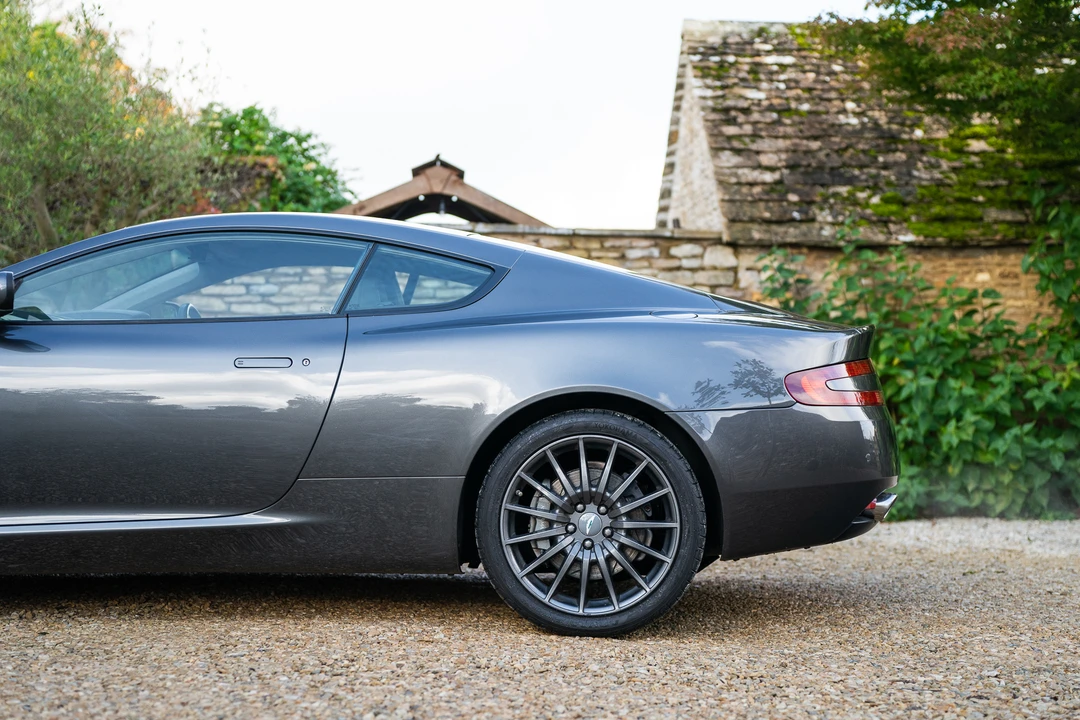 2006 Aston Martin DB9 - Image 25 of 31