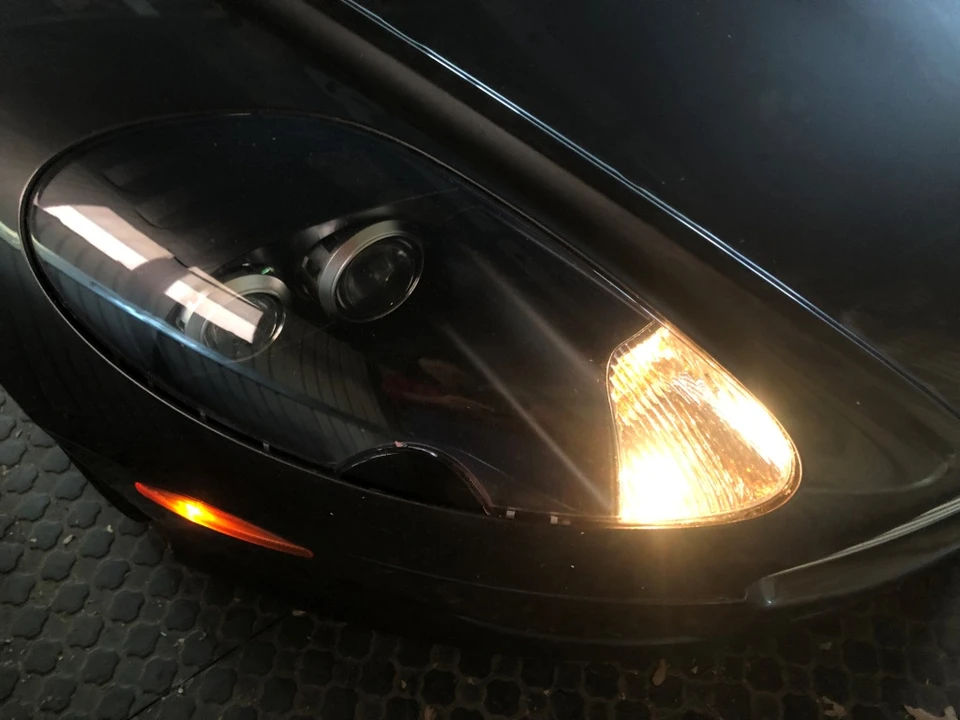 2006 Aston Martin DB9 - Image 28 of 31