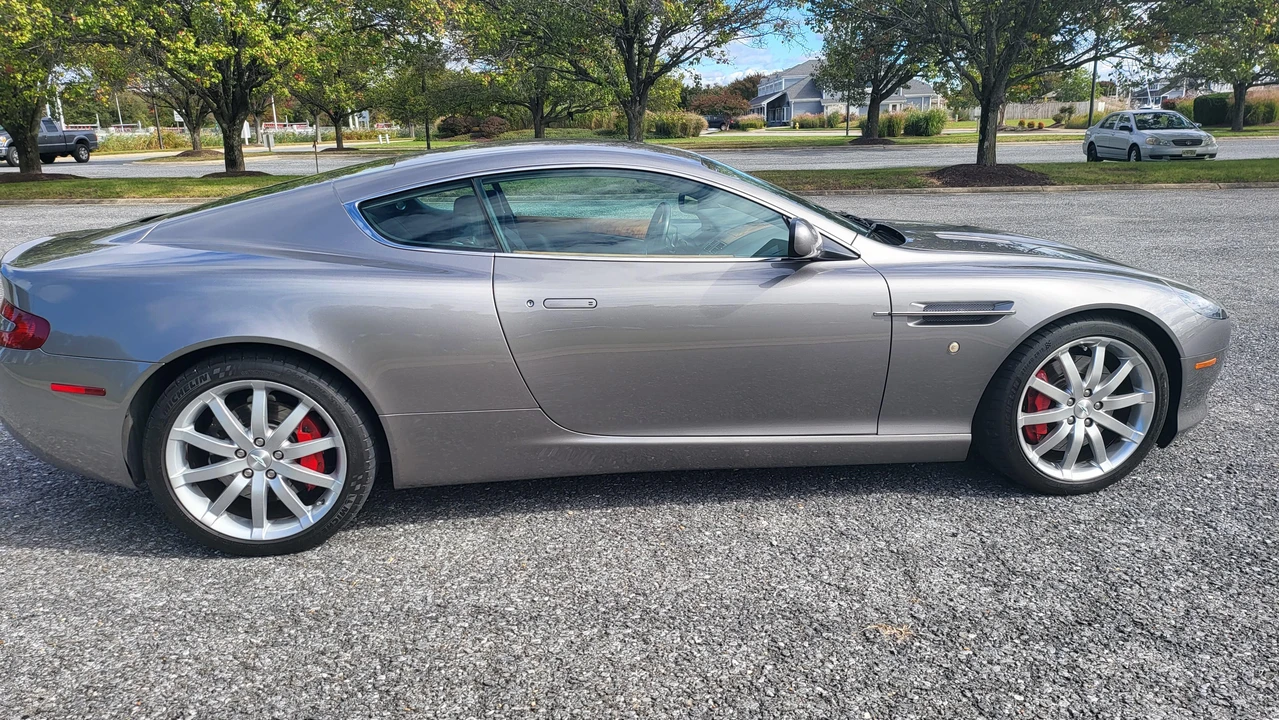 2006 Aston Martin DB9 - Image 19 of 31