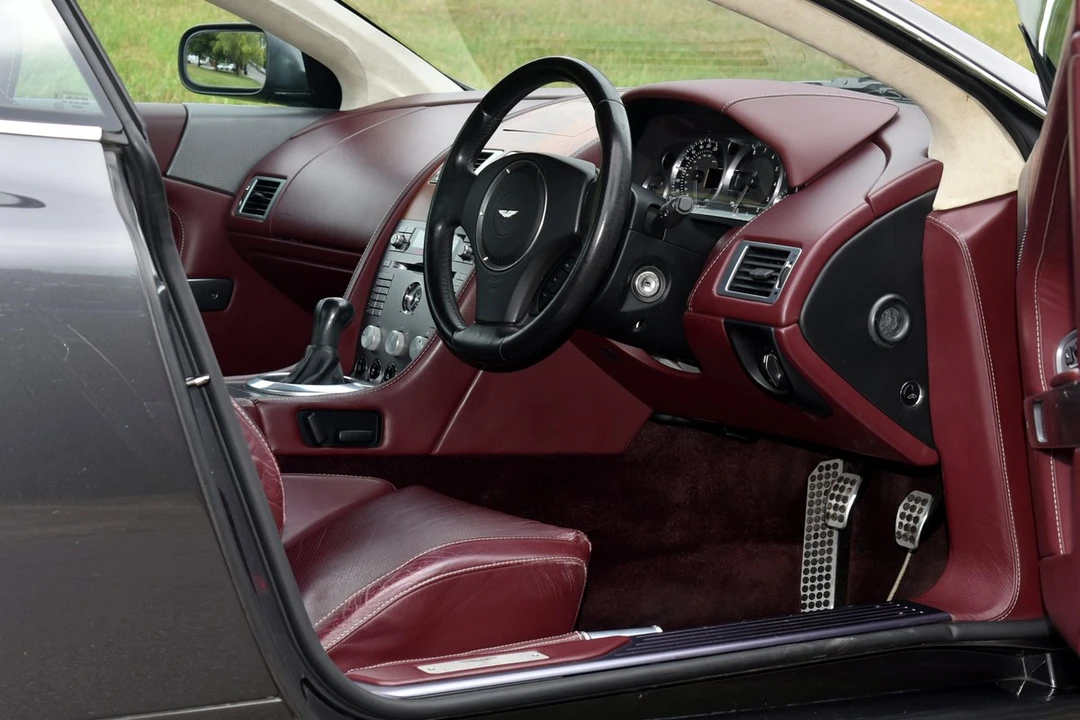 2006 Aston Martin DB9 - Image 29 of 30