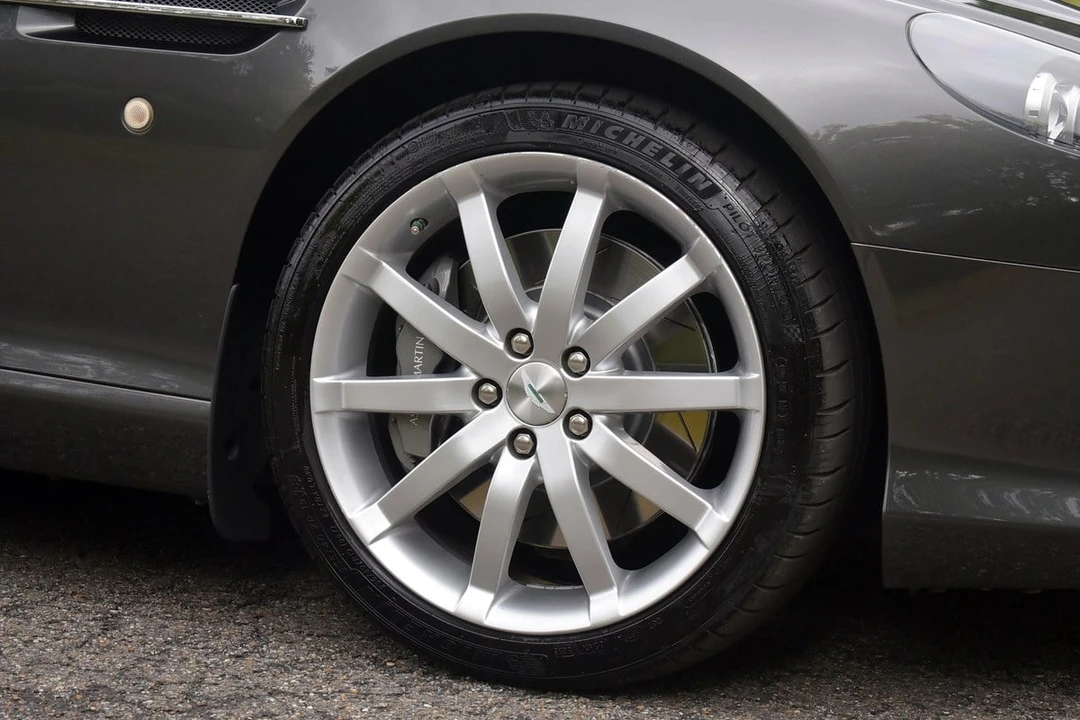 2006 Aston Martin DB9 - Image 7 of 30