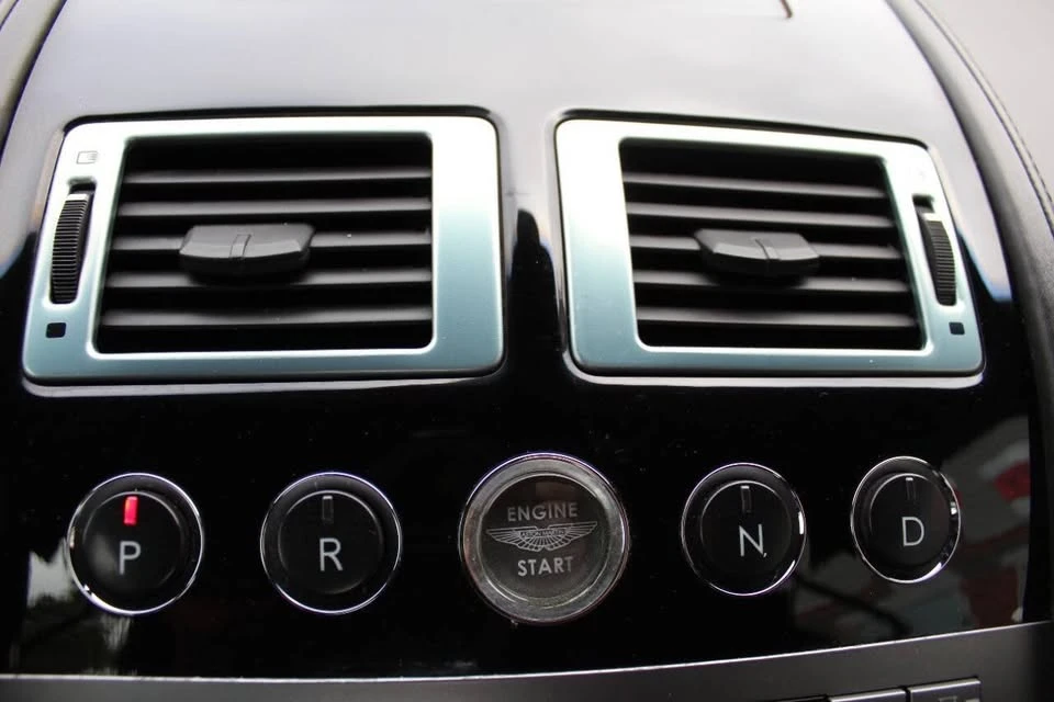 2006 Aston Martin DB9 - Image 16 of 20