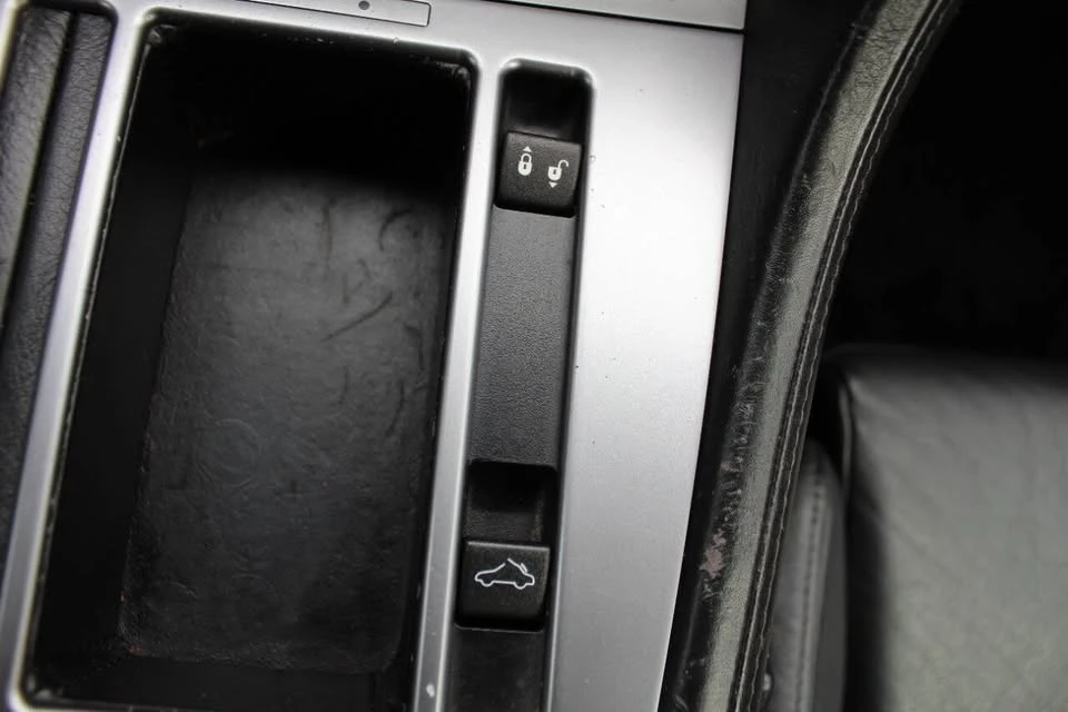 2006 Aston Martin DB9 - Image 19 of 20