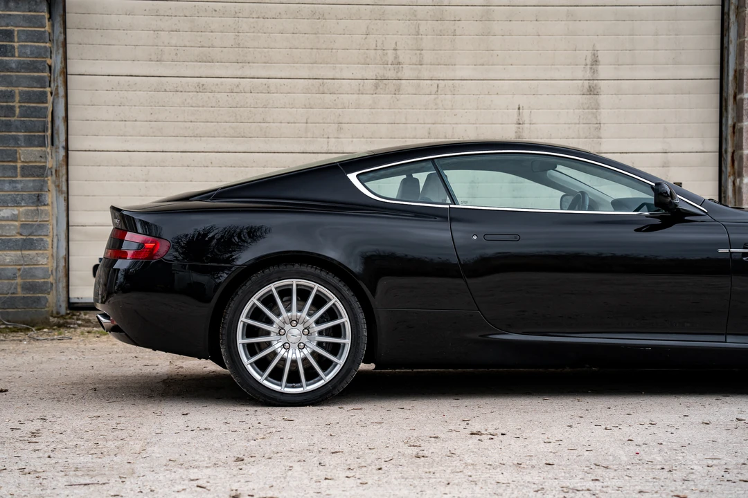 2006 Aston Martin DB9 - Image 19 of 31