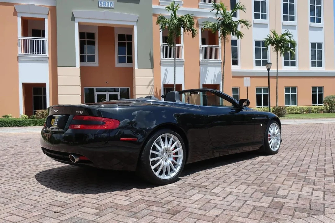 2006 Aston Martin DB9 - Image 14 of 31
