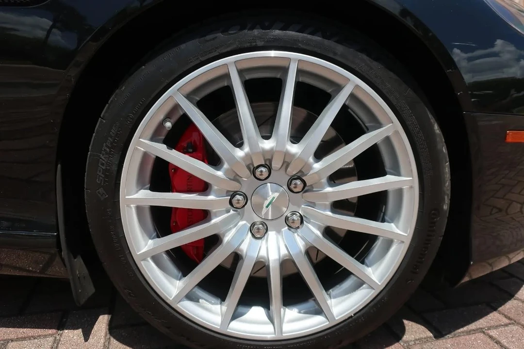 2006 Aston Martin DB9 - Image 28 of 31
