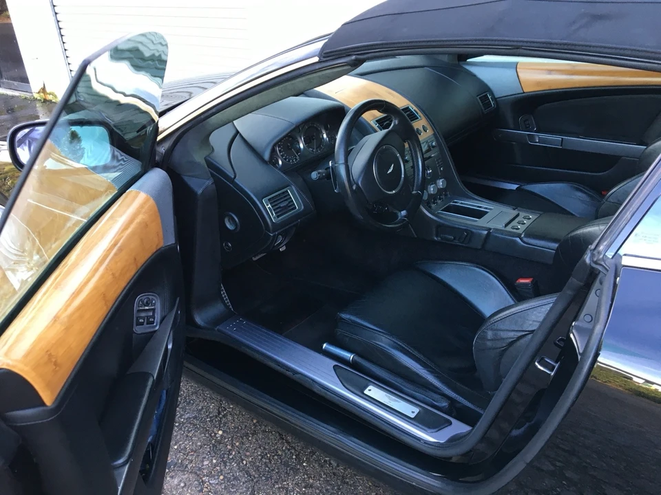 2006 Aston Martin DB9 - Image 13 of 18